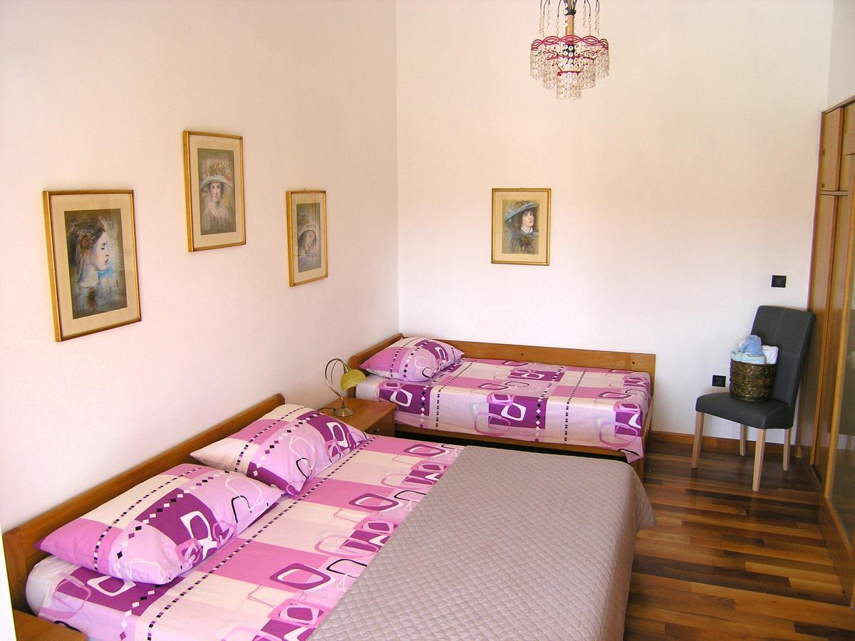 Apartments Oribella Крк Экстерьер фото