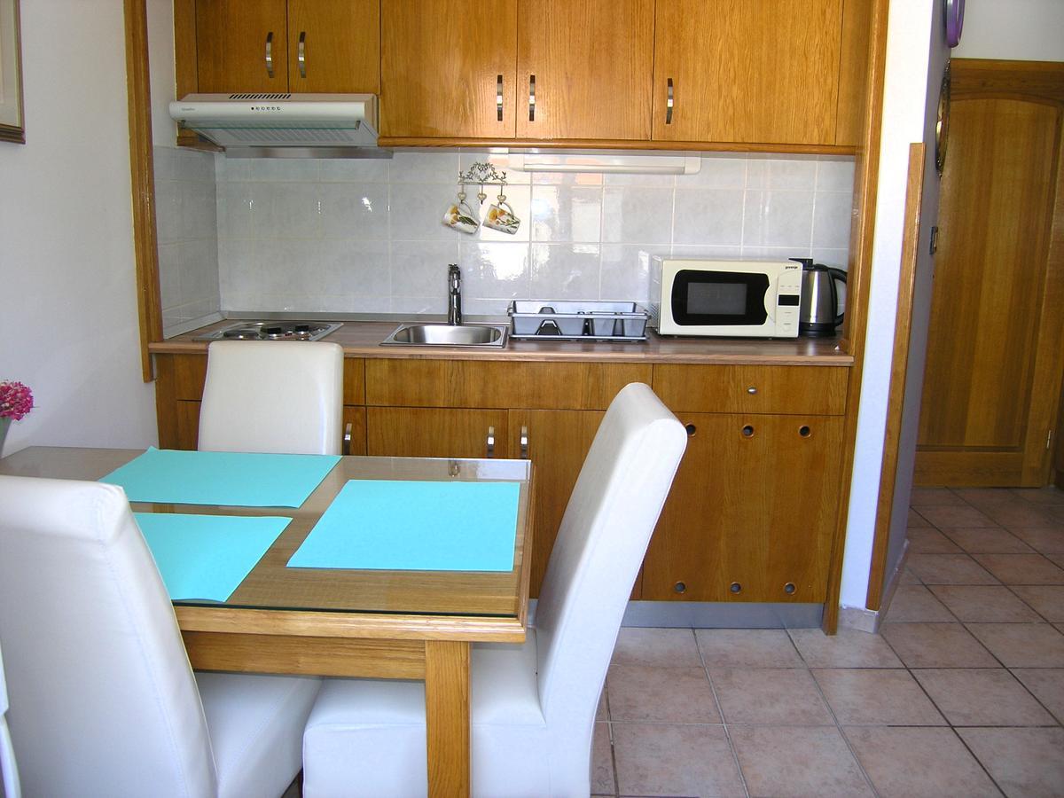 Apartments Oribella Крк Экстерьер фото